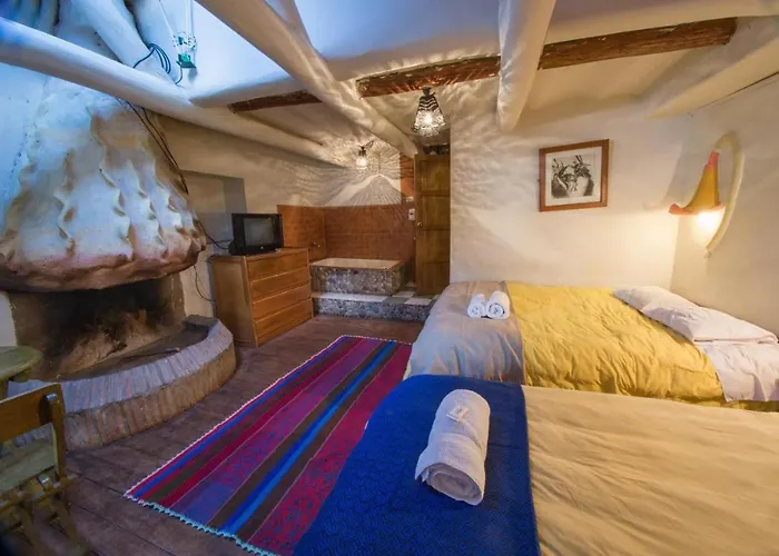 Hostal La Casa De La Colina